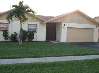 9126 NW 48th St, Sunrise, FL 33351