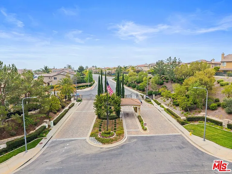 11564 Apulia Ct — Photo 50