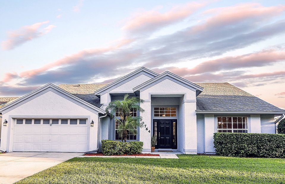 1st image of 10764 Oak Glen Cir