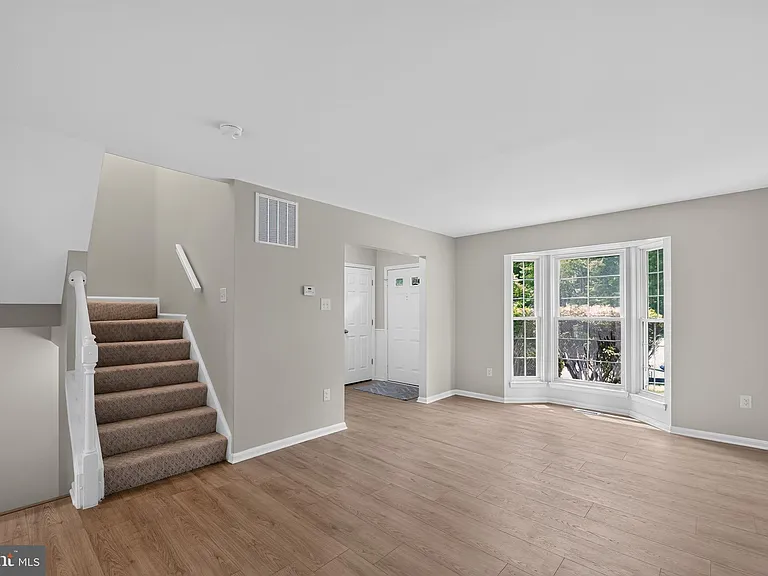 114 Gentlebrook Rd — Photo 3