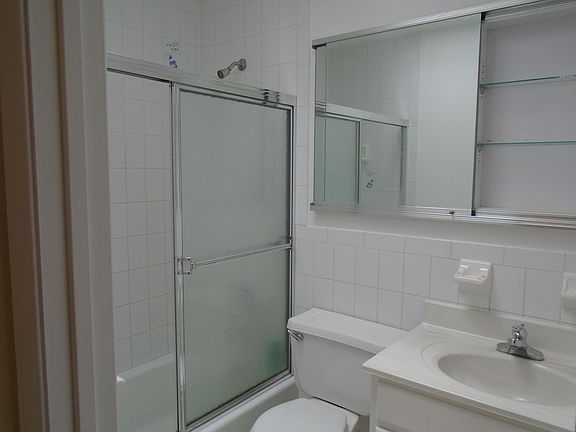 2nd image of 3113 30th St APT 3F
