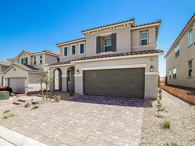 5644 Hill Spire St — Photo 3