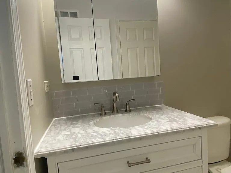 995 Symphony Dr — Photo 4