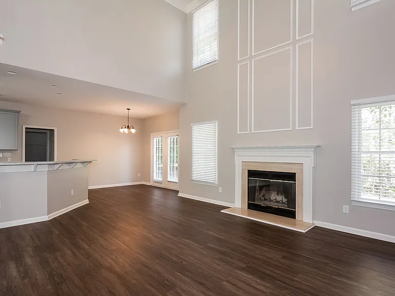 10421 Henbane Ct — Photo 4