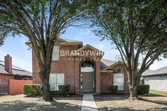 4 bed, 3.0 bath, 1988 sqft, $2,145 — Photo 2