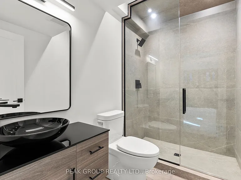 111 Millpond Rd — Photo 39