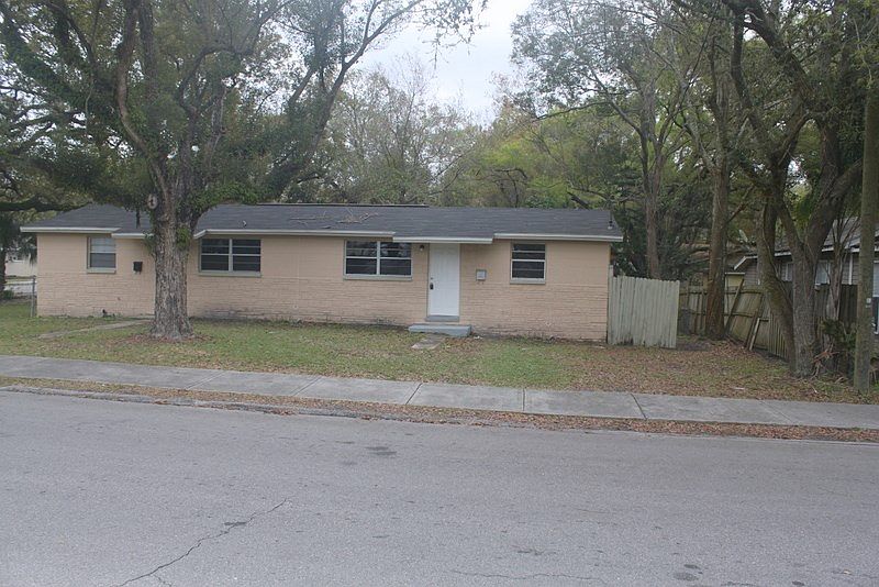 1st image of 8315 N 9th St #2A