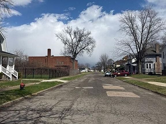 4th image of 41 Ferris St