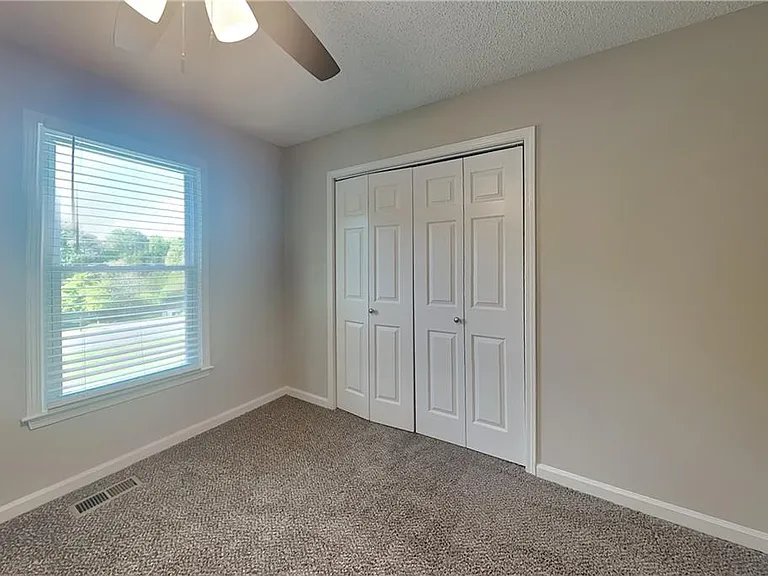 59 Wendy Way — Photo 11