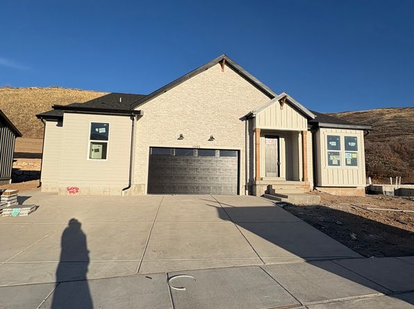 1606 W Canyon Rim Rd