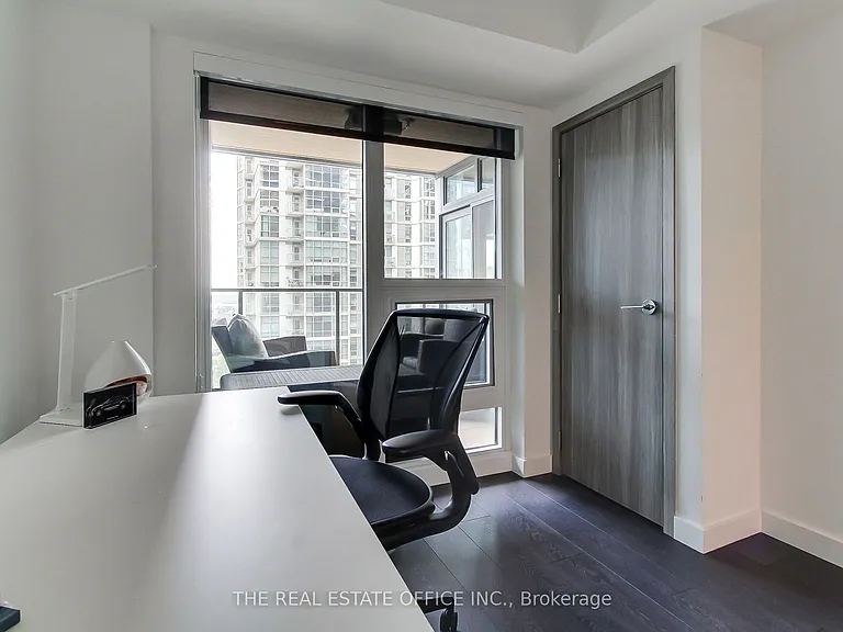 1 Concord Cityplace Way #611 — Photo 20