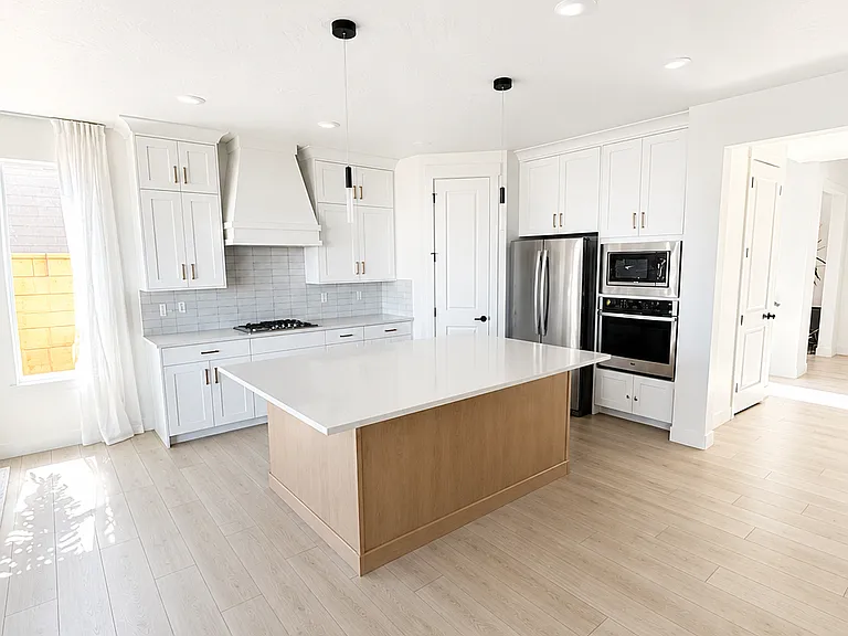 626 W Cedar Hill Dr — Photo 5