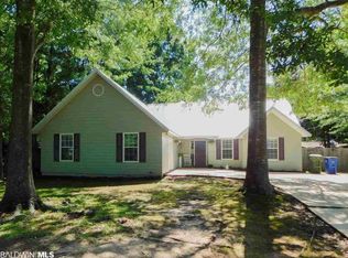 129 Cherryhill Dr, Daphne, AL 36526