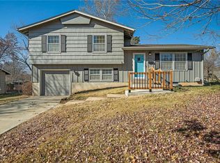 8806 Slater St, Overland Park, KS 66212