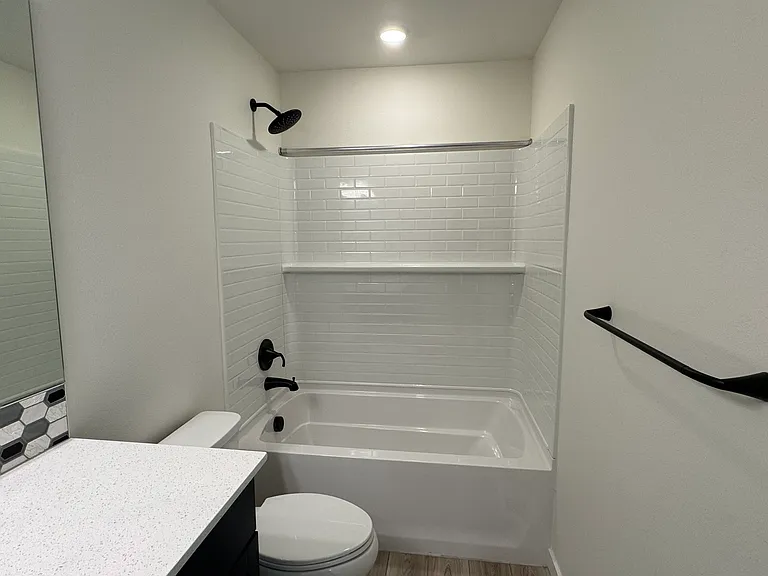 4928 88th Dr NE — Photo 8
