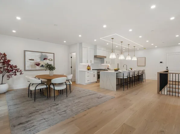 421 E 6th St #Townhouse 1, Boston, MA 02127