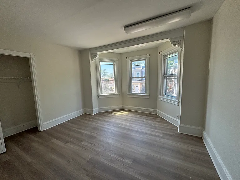 2401 N West St — Photo 8