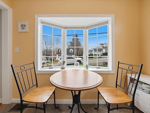 4th image of 30 Keystone Road