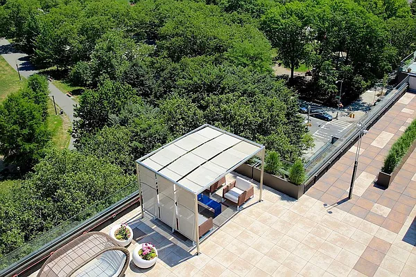 Rented by Halcyon Management Group LLC | media 41