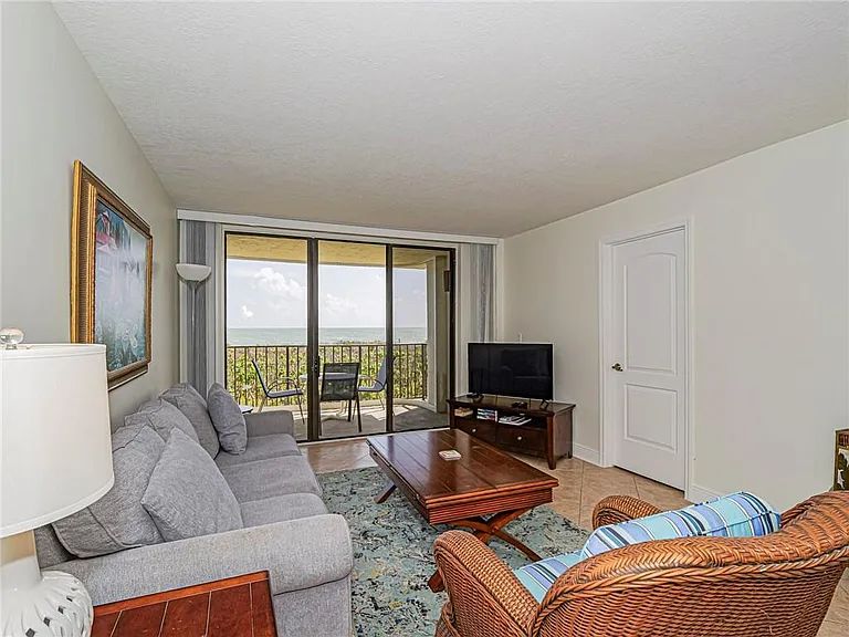 4200 N Highway A1A #215 — Photo 5