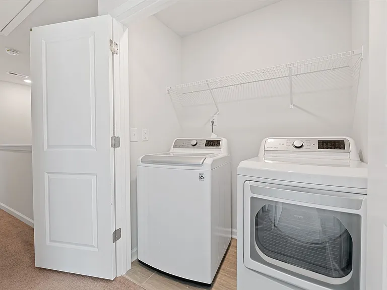 1090 Shoreside Dr — Photo 15