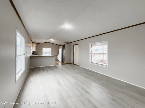 200 W 20th St Trailer B17, Rifle, CO 81650