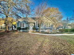 201 Shalimar Cir, Alabaster, AL 35007