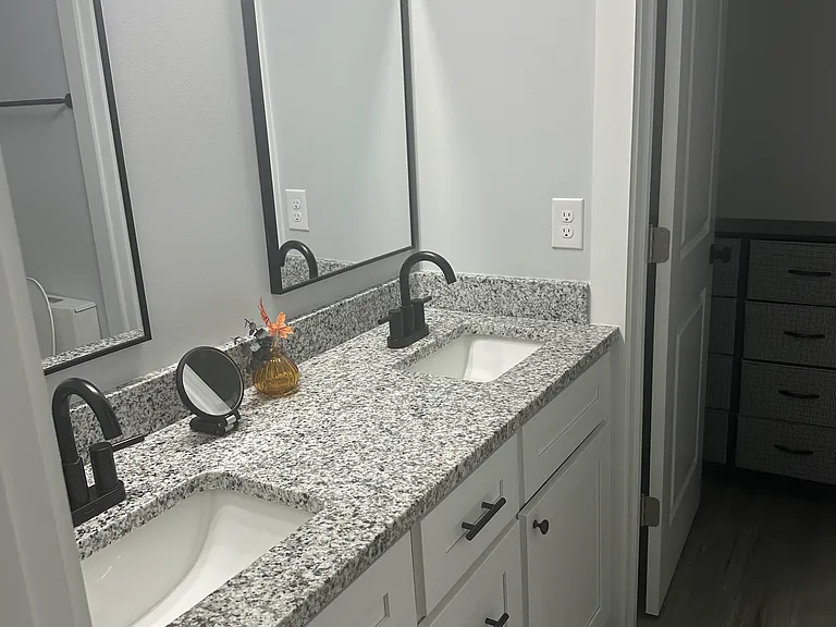 1334 Turpin Rd #1 — Photo 9