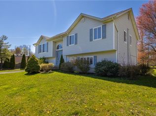 23 New Valley Rd, New City, NY 10956