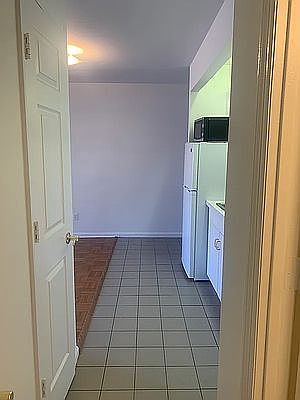 4th image of 31-13 30th St #3F