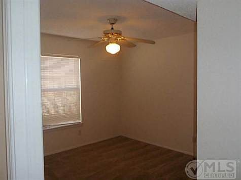 3rd image of 2149 King James Pl