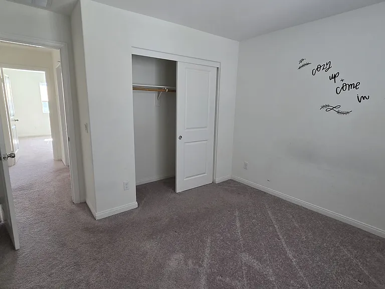 4576 Eagle Ave — Photo 25