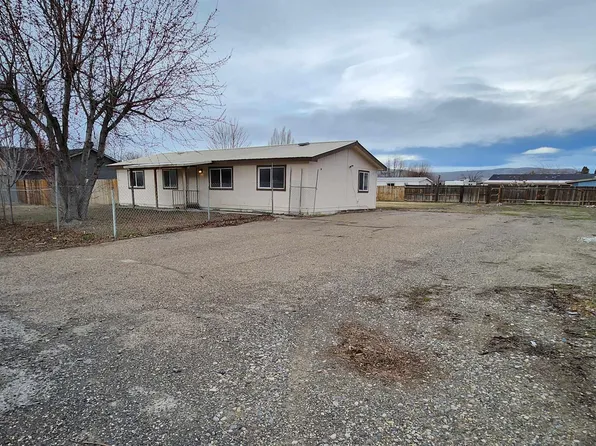 3002 W Windy Ln, Benton City, WA 99320
