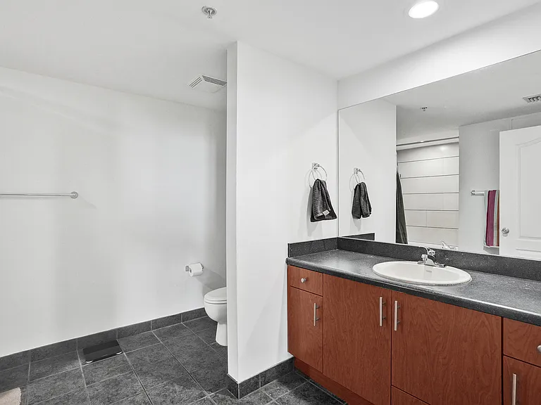 100 N Federal Hwy #723 — Photo 42