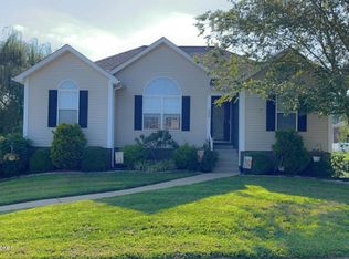 155 Redwood Dr, Bardstown, KY 40004