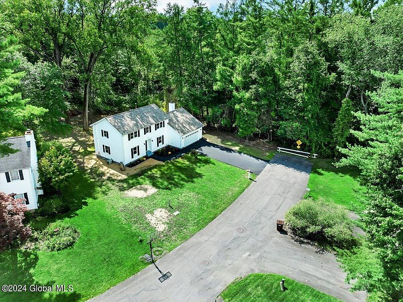 4th image of 74 Sudbury Road