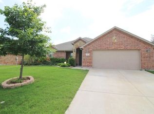 127 Sierra Dr, Waxahachie, TX 75167