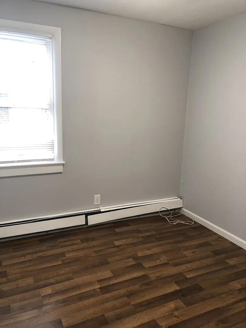 89 N Washington Street — Photo 2