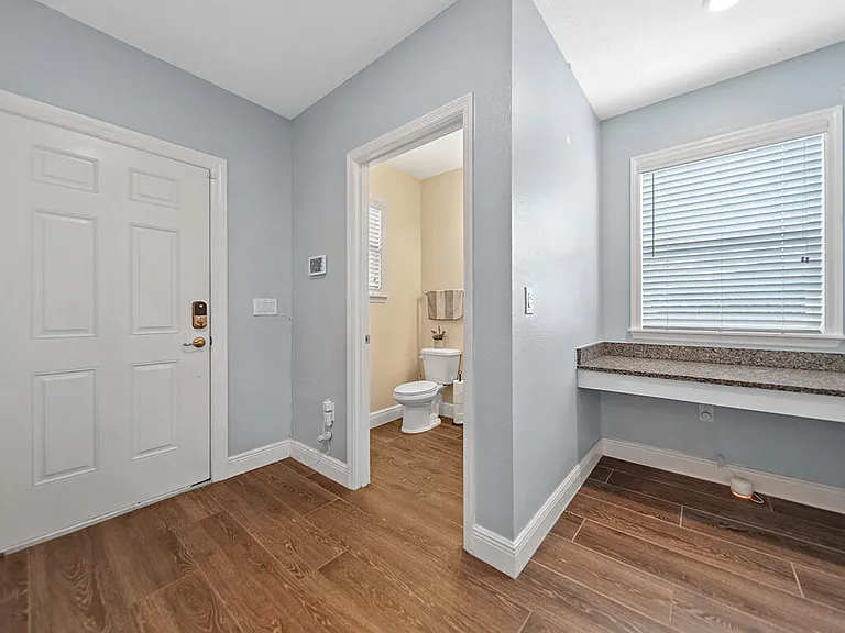 4662 SW Bradbury St — Photo 8