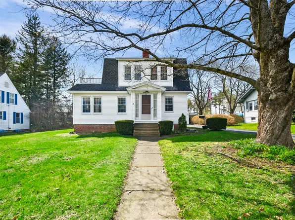 81 Prospect St, Gardner, MA 01440