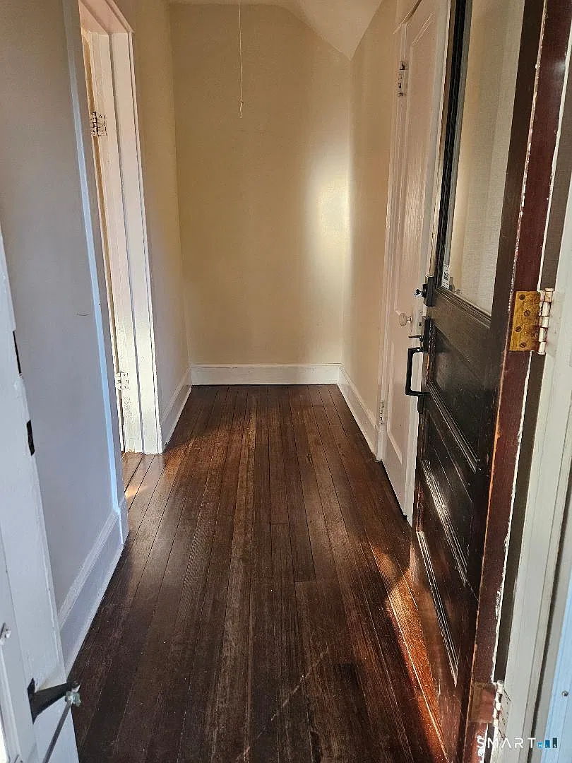 2 bed, 1.0 bath, 1137 sqft, $2,200 — Photo 4