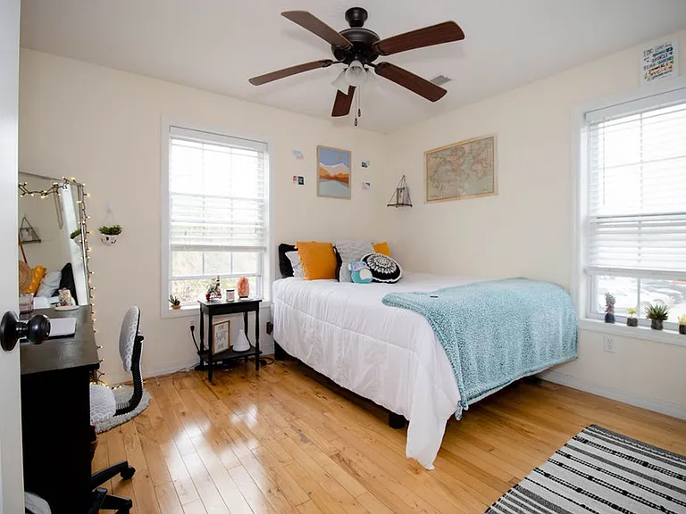 920 S National Ave — Photo 10