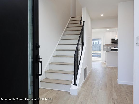 5th image of 501 Gudvangen Street