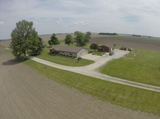 23270 E 1500 North Rd, Fairbury, IL 61739