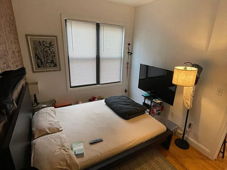 137 De Kalb Ave #1 — Photo 17