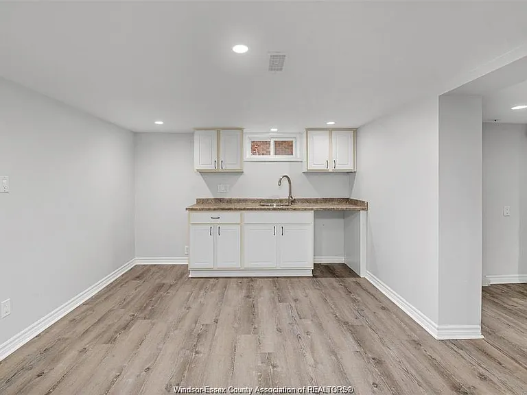 1217 Harrison Ave — Photo 18
