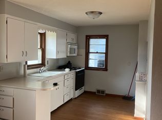 422 8th Ave, Sibley, IA 51249