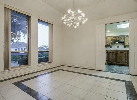 3rd image of 2204 Royal Crest Dr