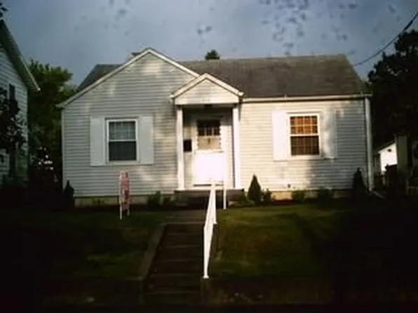596 Edgemont Rd, Newark, OH 43055