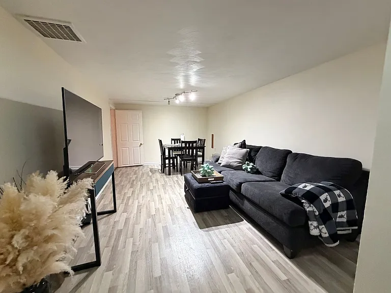 9080 Cypress Dr — Photo 16